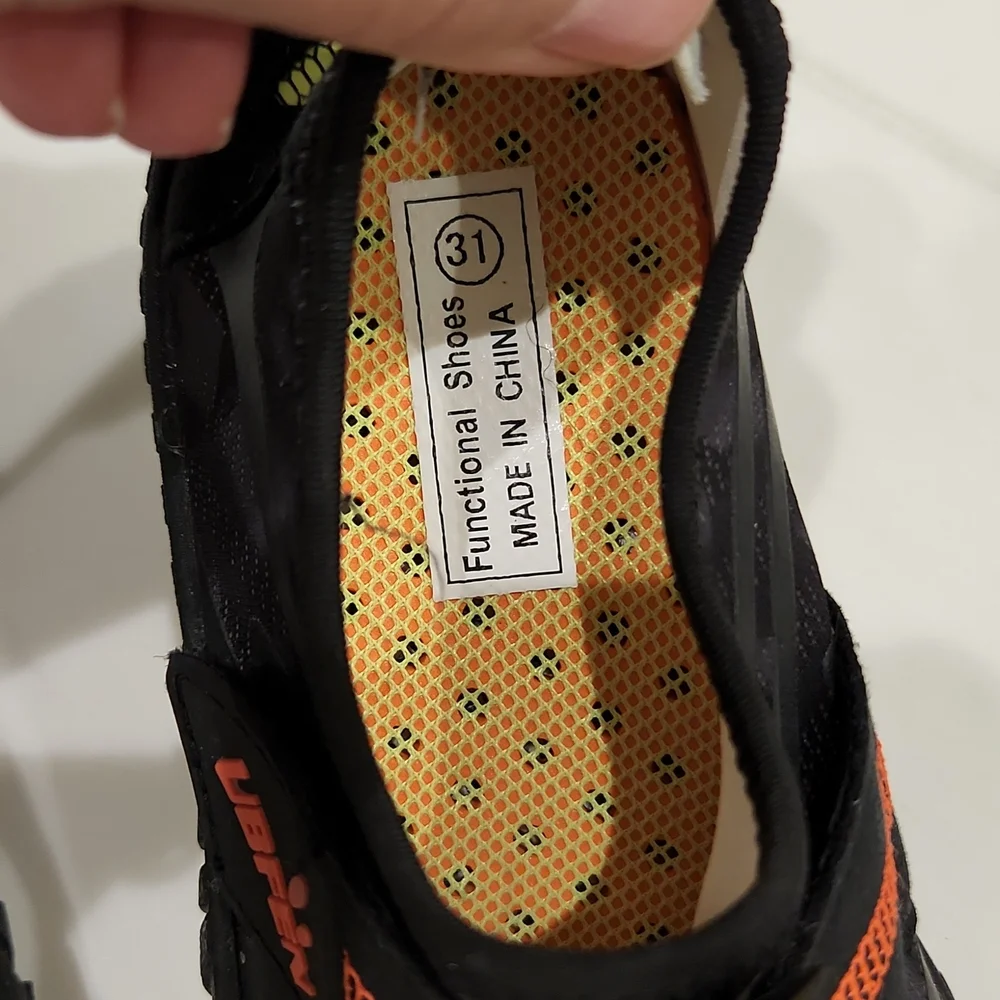 KUBUA water shoes for kids, size 31 EU/13 US